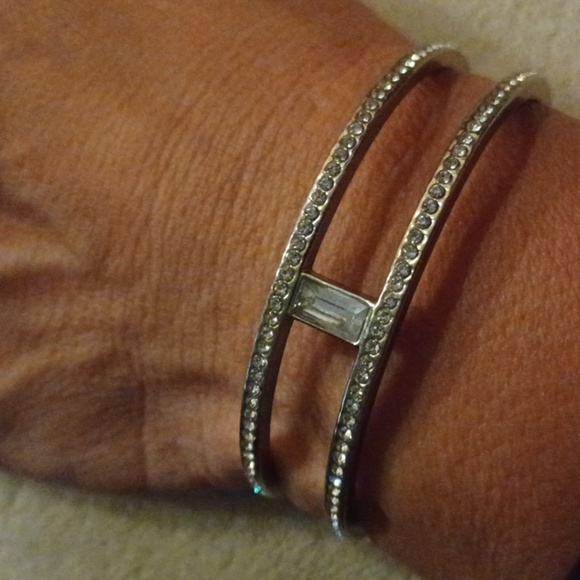 Express Fashion-Bracelet Gold-Tone/Crystal - Picture 3 of 3